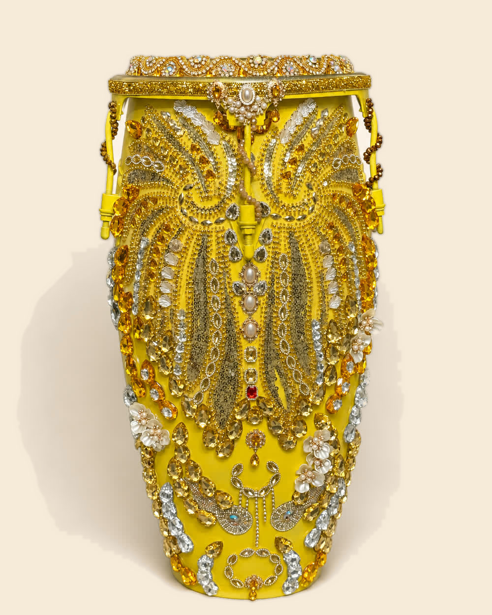 Tambor de Ochún amarillo con pedrería